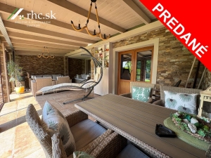 Zrekonštruovaný rodinný dom 270 m² s krásnym výhľadom - SNP, Svidník